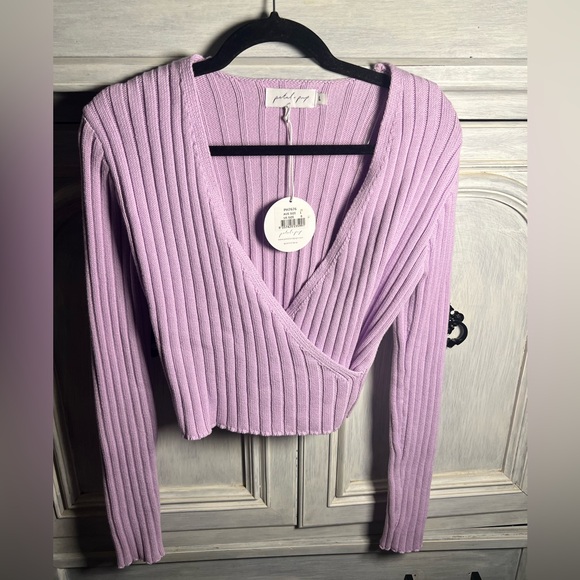 Petal + Pup Chunky Knit Ribbed Lavender Faux‎ Wrap Cropped Sweater - Picture 1 of 6